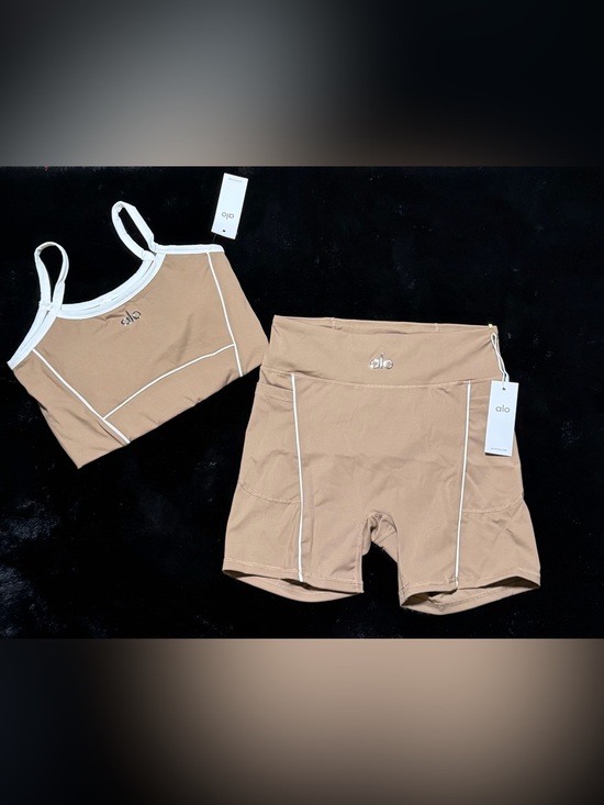 ALO Yoga Pants - alo women